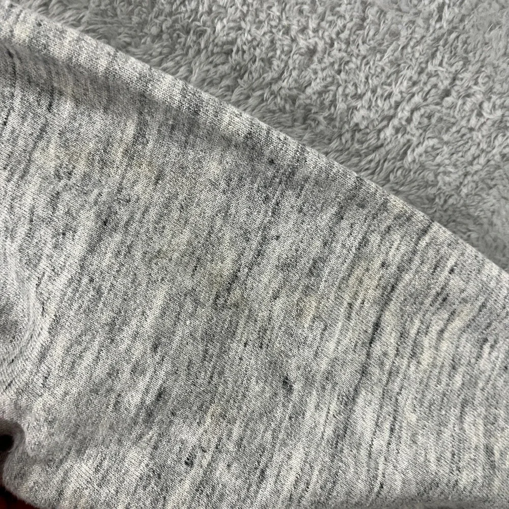 Volcom Pullover Hoodie Mens Small Gray Fleece Lined Long Sleeve Kangaroo Pocket
